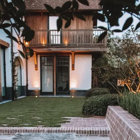 85 - Exclusive Design With Pool Near Golf *
